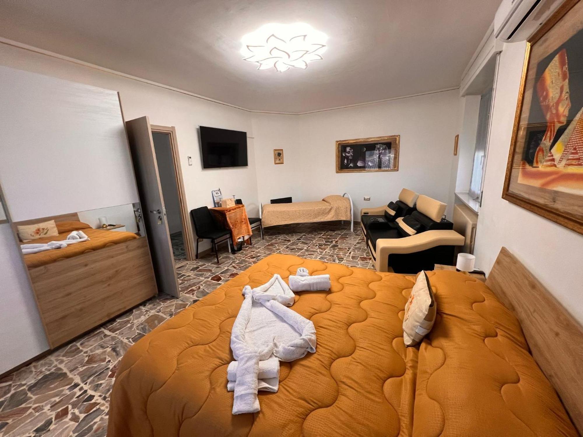 B&B Saphira Gozzano Bagian luar foto